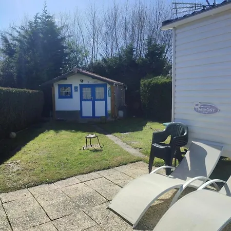 Campsite De La Pierre D Orge *